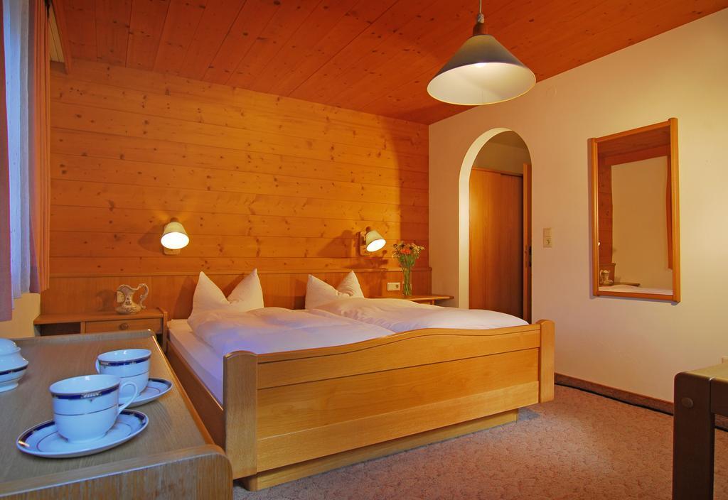 Zillertal Apartments Hippach Room photo